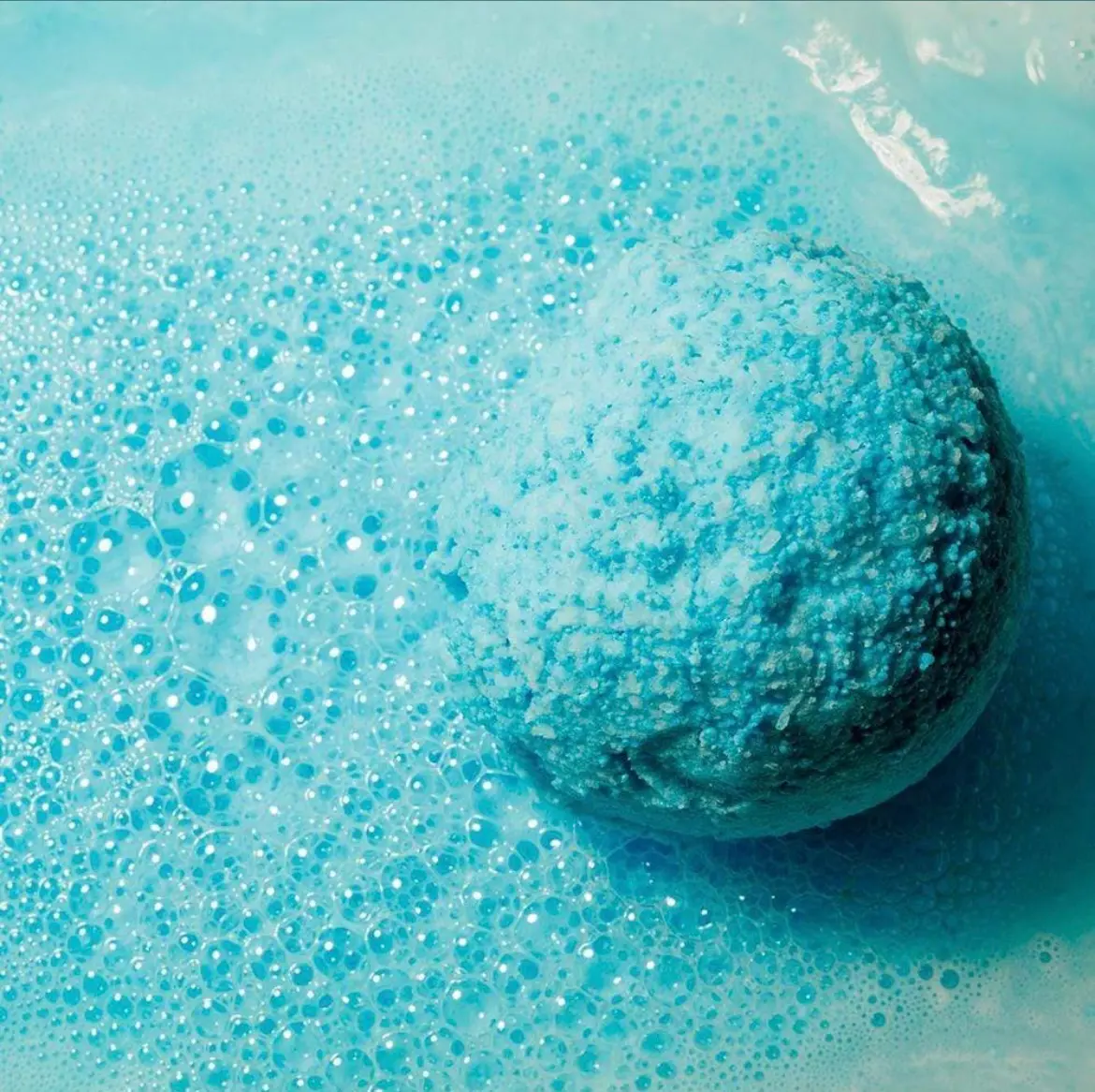 Kush Queen Relax THC & CBD Infused Bath Bomb - 50mg